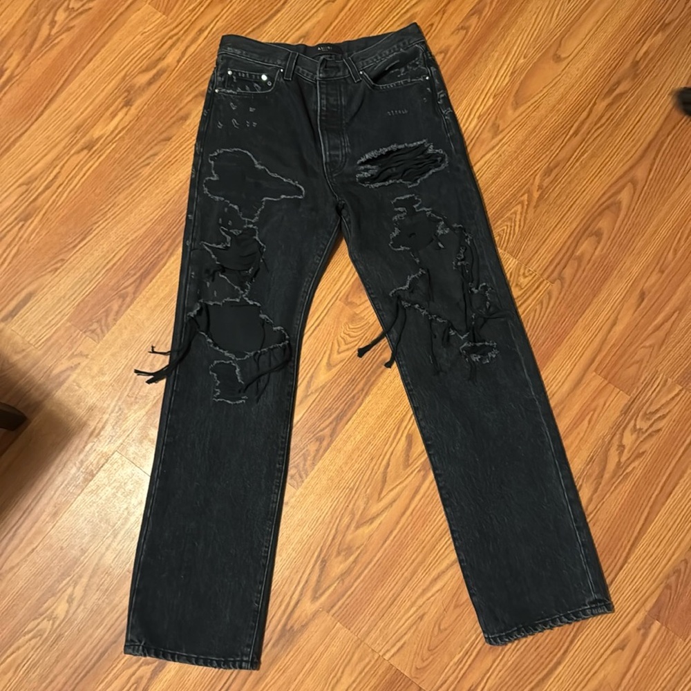 Sold out Amiri jeans  🎉🤩